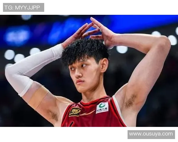 利威尔闪耀绿茵场全面解析他如何成为足坛备受瞩目的明星球员 利威尔闪耀绿茵场全面解析他如何成为足坛备受瞩目的明星球员